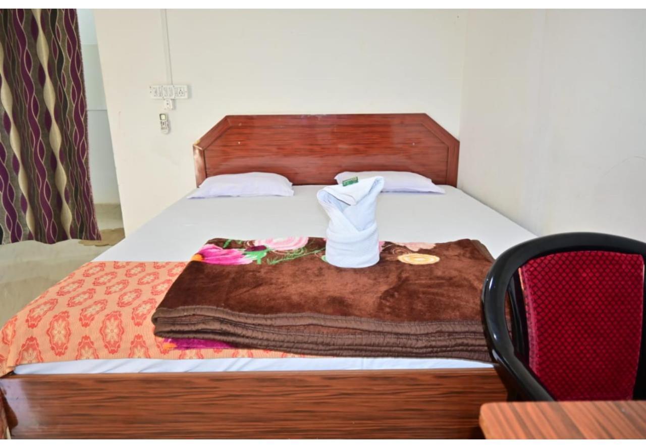 Moon Shine Garden Resort Lakshmanpur Экстерьер фото