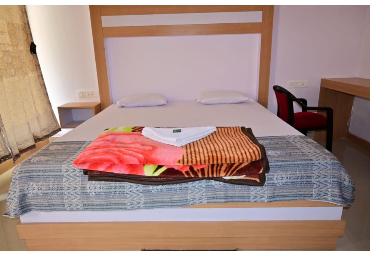 Moon Shine Garden Resort Lakshmanpur Экстерьер фото
